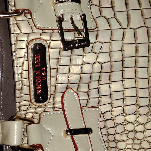 Nicole Lee Purse - Picture 4 of 15